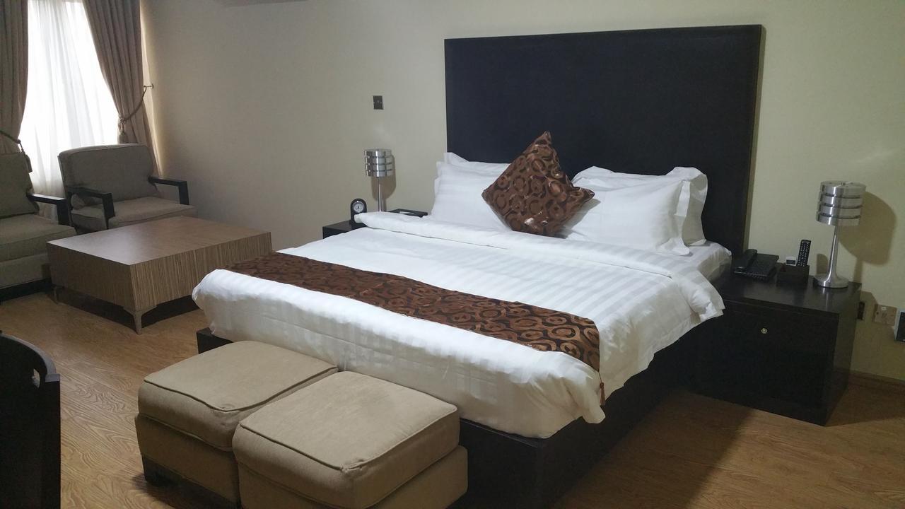 H210 Hotel Aliayabiagba Eksteriør billede